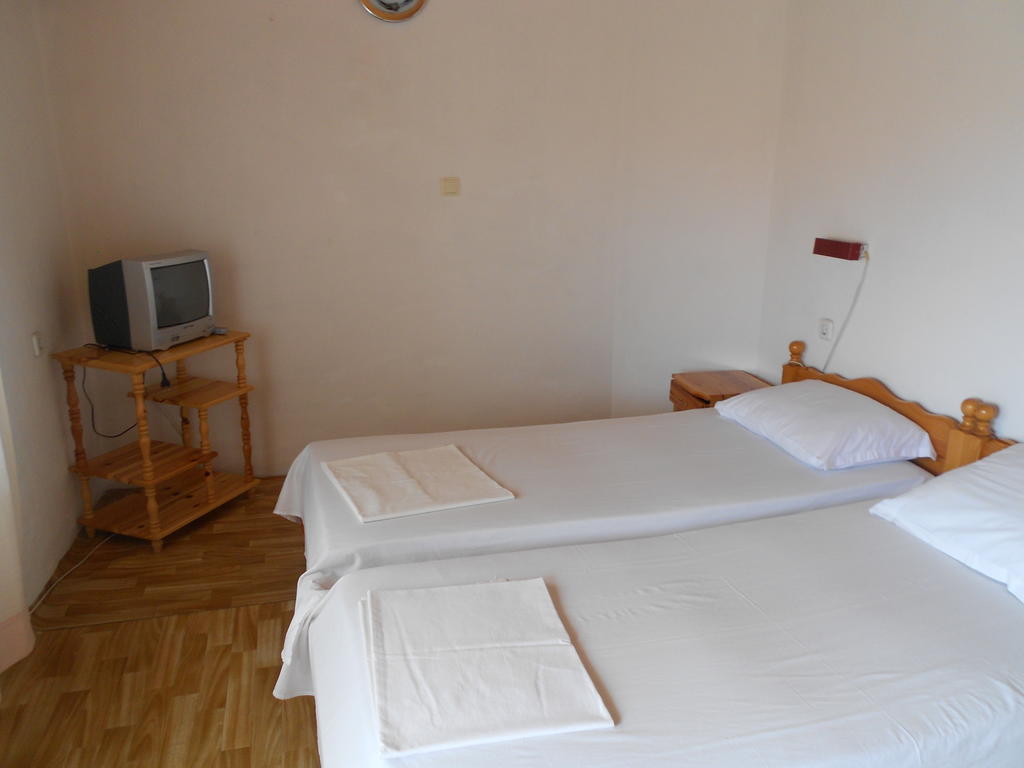 Nelly Guest House Sozopol Quarto foto
